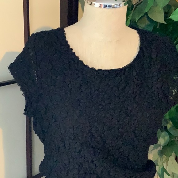 Karl LagerfieldSize M Lined Top - Picture 3 of 8